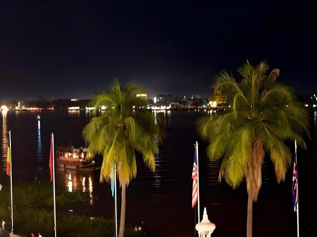 Casa Boutique Hotel Phnom-Penh Buitenkant foto