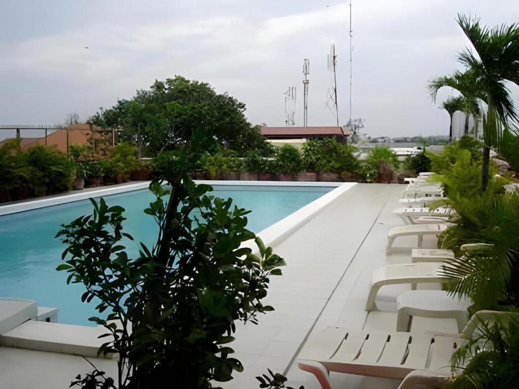Casa Boutique Hotel Phnom-Penh Buitenkant foto