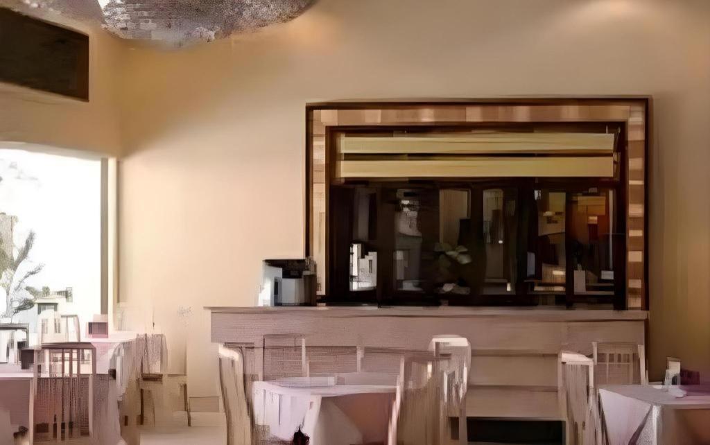 Casa Boutique Hotel Phnom-Penh Buitenkant foto