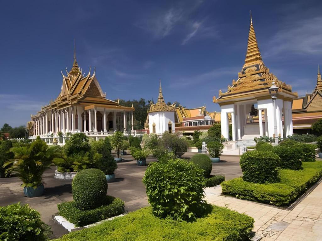 Casa Boutique Hotel Phnom-Penh Buitenkant foto