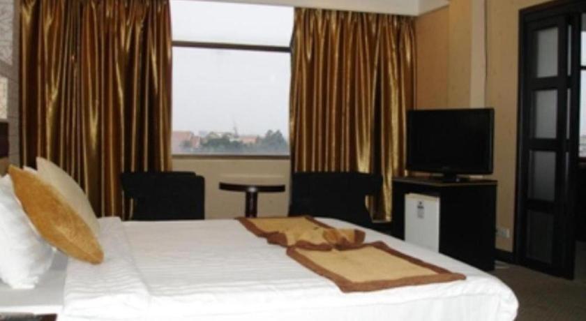 Casa Boutique Hotel Phnom-Penh Buitenkant foto