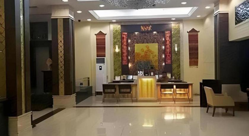 Casa Boutique Hotel Phnom-Penh Buitenkant foto