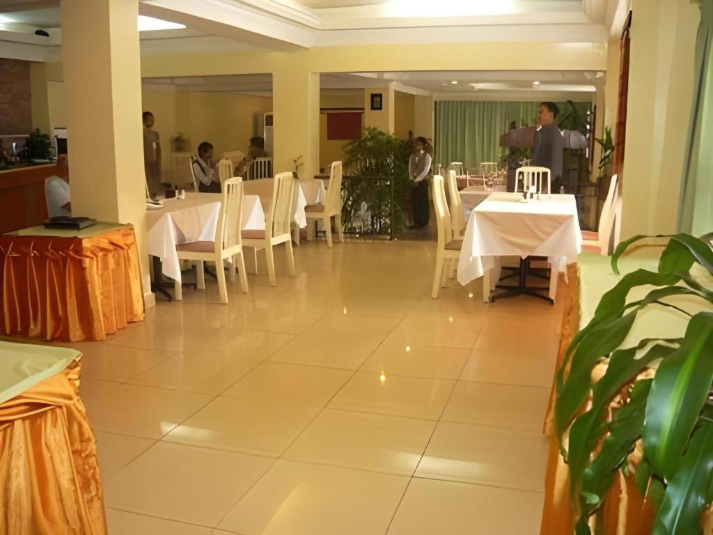 Casa Boutique Hotel Phnom-Penh Buitenkant foto