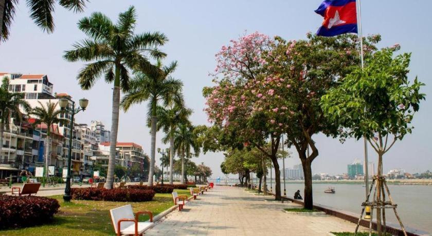 Casa Boutique Hotel Phnom-Penh Buitenkant foto